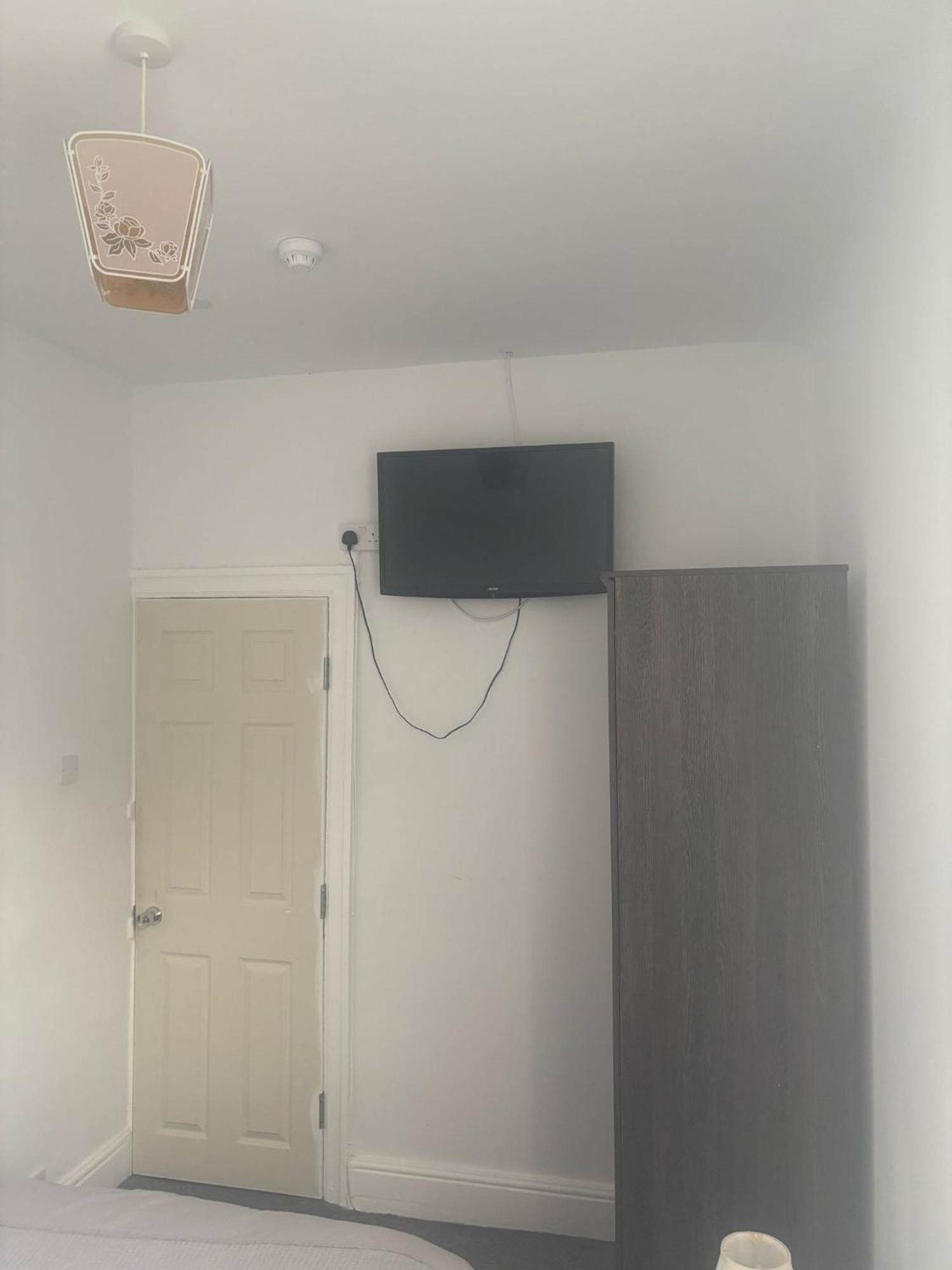 Fir Trees Hotel Блекпул Екстериор снимка